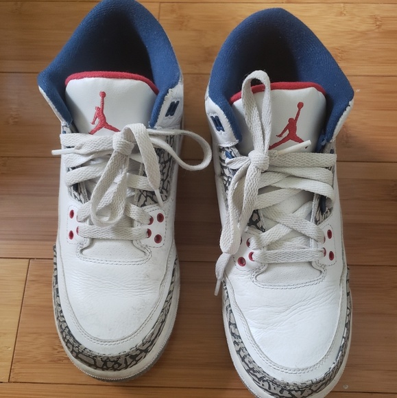 Nike Other - White Red &  Blue GS Boys Preowned Jordans